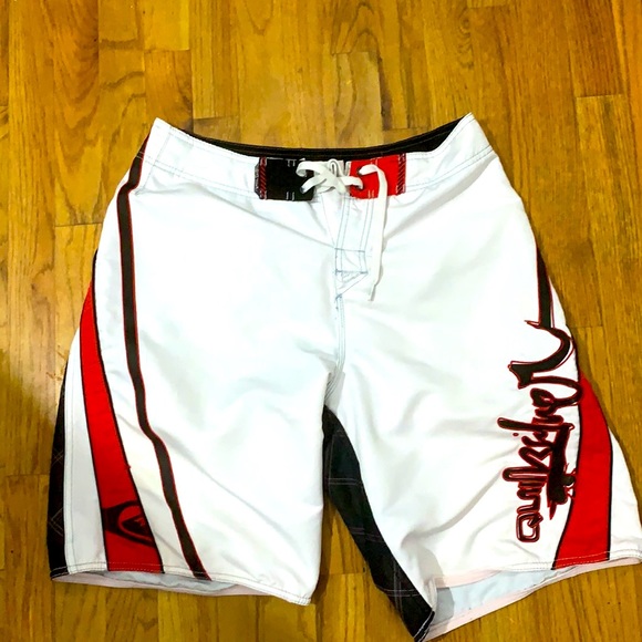 Quiksilver Other - Men’s Quicksilver board short swim shorts Sz 30